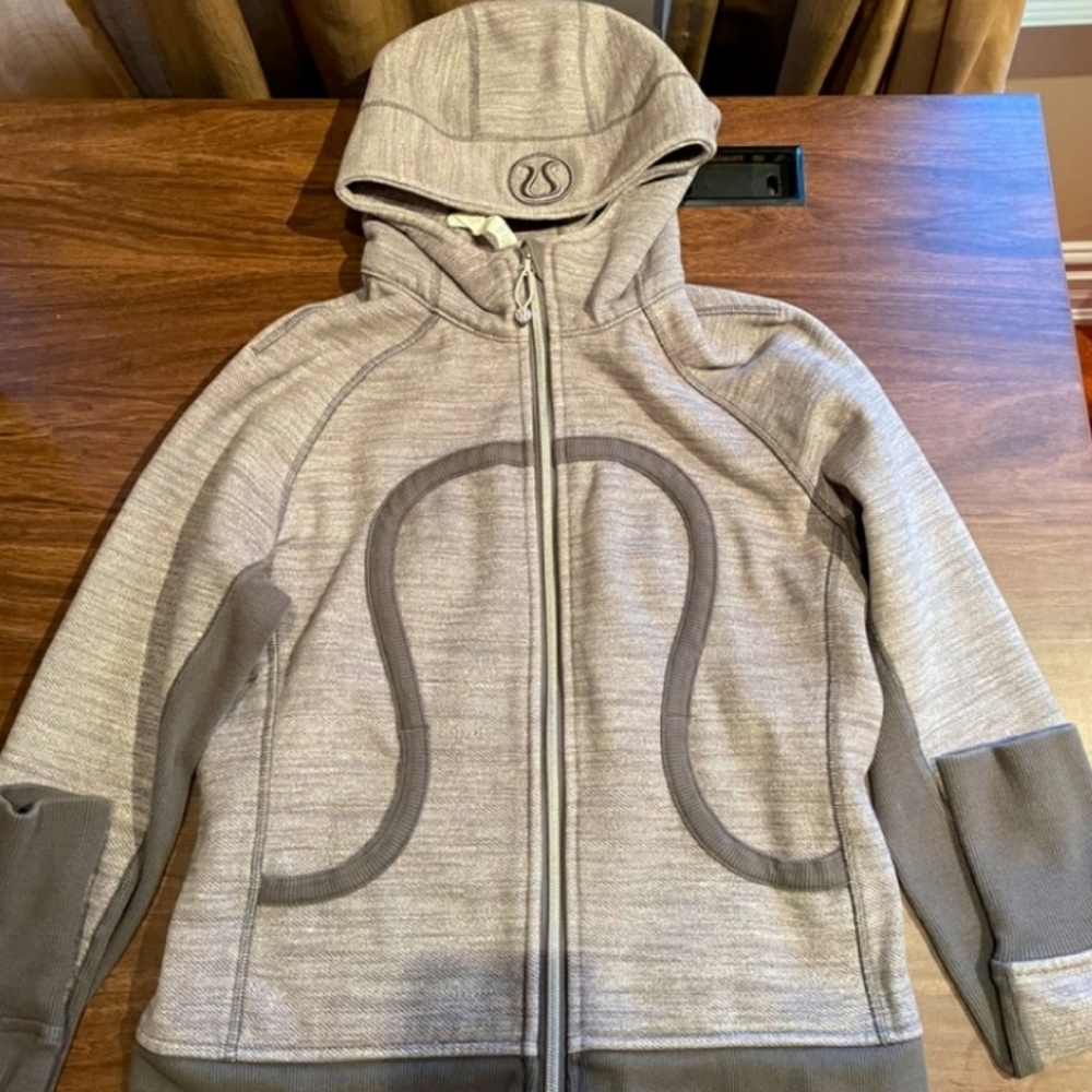 Size 8 Scuba hoodie EUC